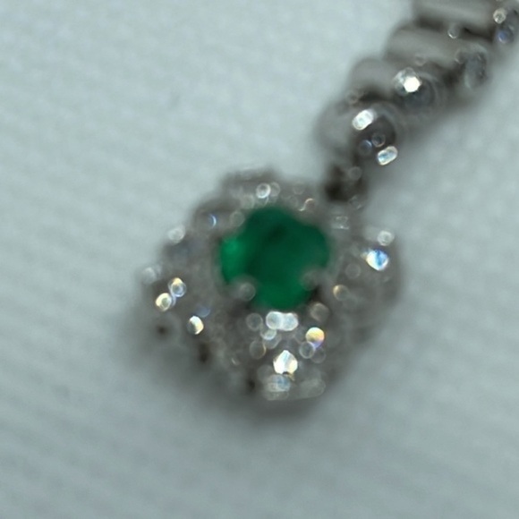 Diamonds real and emeralds 10k real solid‎ gold earrings​ - Picture 9 of 11